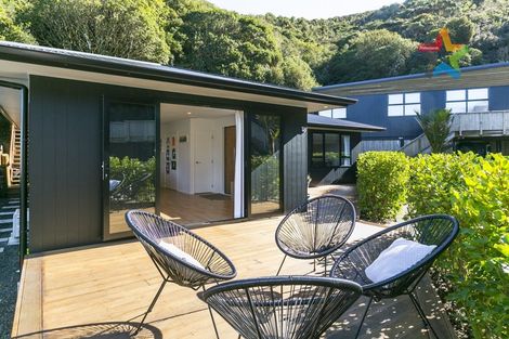 Photo of property in 18 Appleton Place, Karori, Wellington, 6012