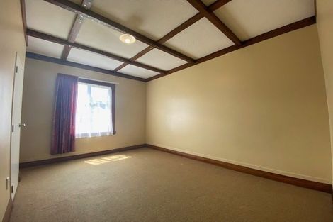 Photo of property in 90 Chelwood Street, Takaro, Palmerston North, 4412
