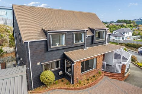 Photo of property in 296 Maungaraki Road, Maungaraki, Lower Hutt, 5010