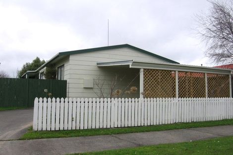 Photo of property in 21 Hilton Grove, Kelvin Grove, Palmerston North, 4414