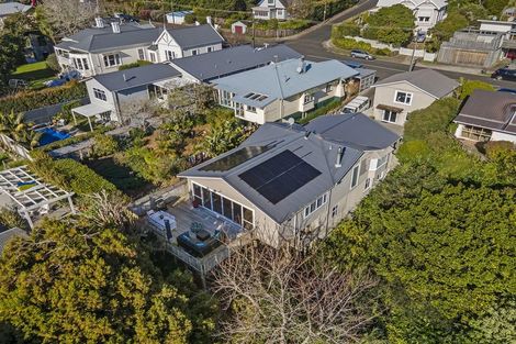 Photo of property in 59 Gilbert Street, New Plymouth, 4310