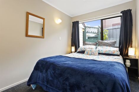 Photo of property in 51 Rhinevale Close, Henderson, Auckland, 0612