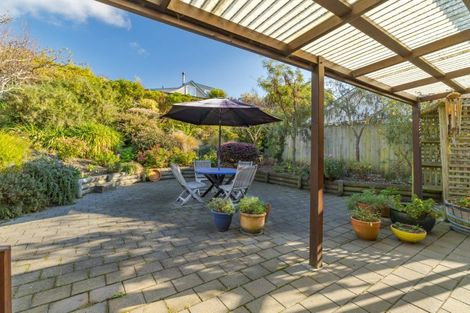 Photo of property in 17 Te Ra Crescent, Diamond Harbour, 8972