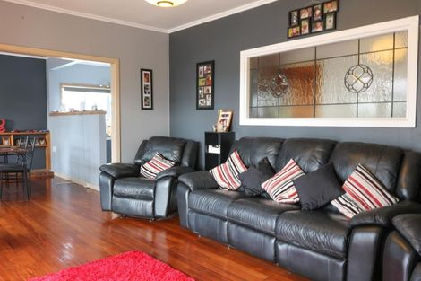 Photo of property in 74 King Street, Waiuku, 2123