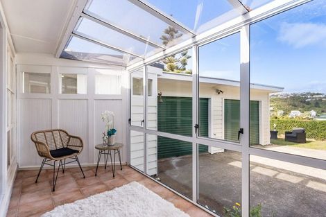 Photo of property in 30 Bassett Road, Johnsonville, Wellington, 6037