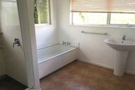 Photo of property in 44 Marywil Crescent, Hillcrest, Auckland, 0627