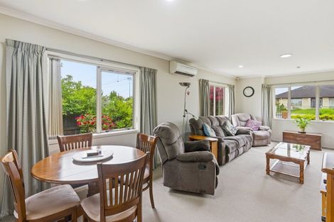 Photo of property in 63 Weraroa Road, Levin, 5510