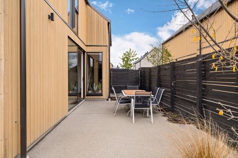 Photo of property in 62 Casterway Crescent, Jacks Point, 9371