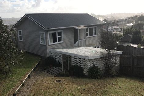 Photo of property in 610 East Coast Road, Pinehill, Auckland, 0630