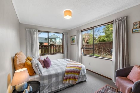Photo of property in 30 Kingham Place, Avonhead, Christchurch, 8042