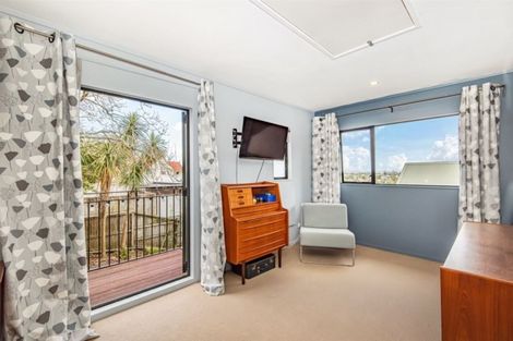 Photo of property in 123b Colwill Road, Massey, Auckland, 0614