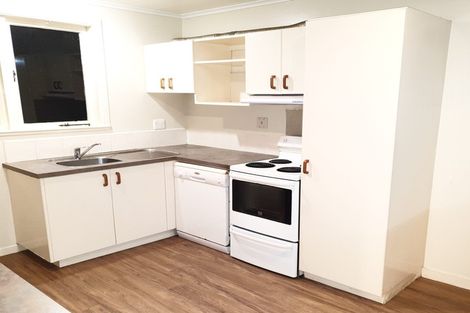 Photo of property in 1/64 Hogans Road, Glenfield, Auckland, 0629