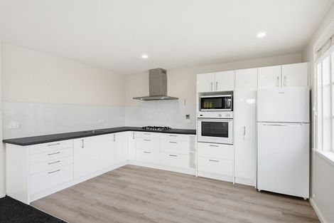 Photo of property in 16 Boyne Avenue, Northcote, Christchurch, 8052