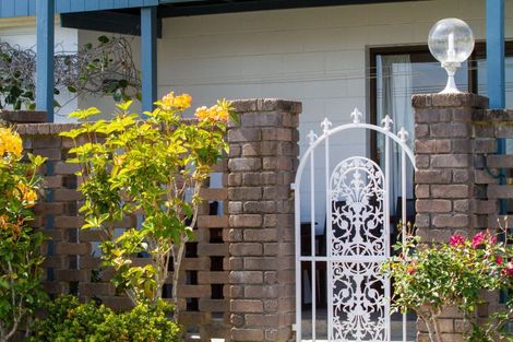 Photo of property in 9 Kaharoa Avenue, Omokoroa, 3114