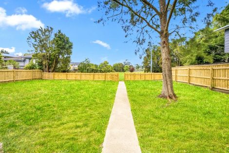 Photo of property in 11 Juniper Road, Sunnynook, Auckland, 0620