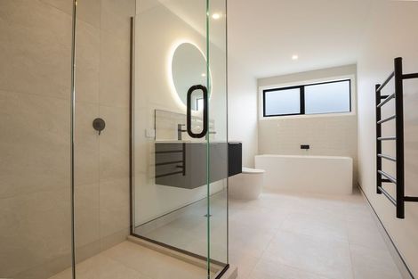 Photo of property in 19 Shelduck Road, Jacks Point, 9371