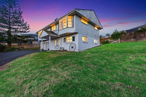Photo of property in 142 Ti Rakau Drive, Pakuranga, Auckland, 2010