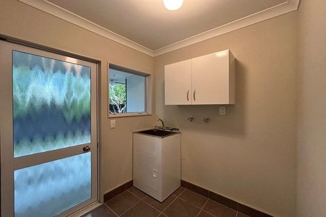 Photo of property in 17 Whiting Crescent, Greenmeadows, Napier, 4112
