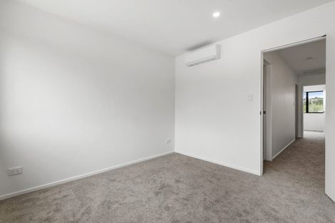 Photo of property in 94 Godley Road, Green Bay, Auckland, 0604