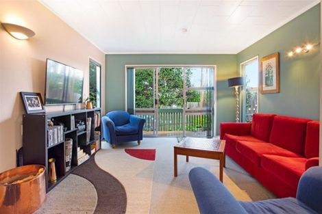 Photo of property in 6a Puketitiro Street, Glen Eden, Auckland, 0602