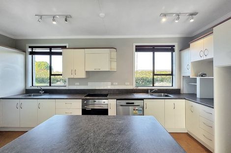 Photo of property in 16 Milton Street, Gore, 9710