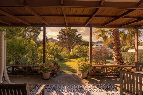 Photo of property in 4 Courtney Place, Pauanui, Hikuai, 3579