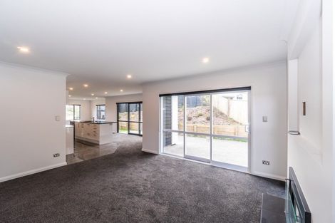 Photo of property in 1 Tower Place, Fitzherbert, Palmerston North, 4410