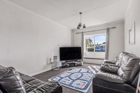 Photo of property in 219 Puriri Street, Castlecliff, Whanganui, 4501