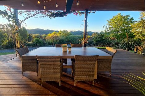 Photo of property in 243 Clevedon Kawakawa Road, Clevedon, Papakura, 2585