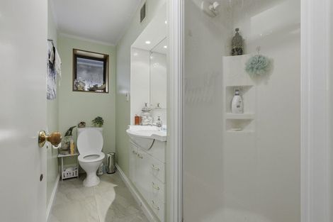 Photo of property in 16 Bush Point Road, Cable Bay, 0420