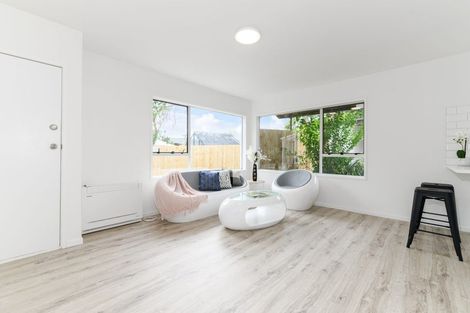 Photo of property in 5/126 Lynwood Road, New Lynn, Auckland, 0600