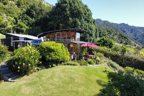 Photo of property in 8344d State Highway 35, Whanarua Bay, Te Kaha, 3199