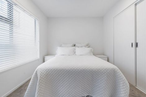 Photo of property in 10a Egret Court, Unsworth Heights, 0632