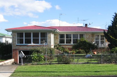 Photo of property in 3/5 Beaumonts Way, Manurewa, Auckland, 2102