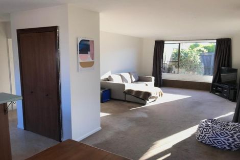 Photo of property in 6 Topaz Place, Bishopdale, Christchurch, 8053