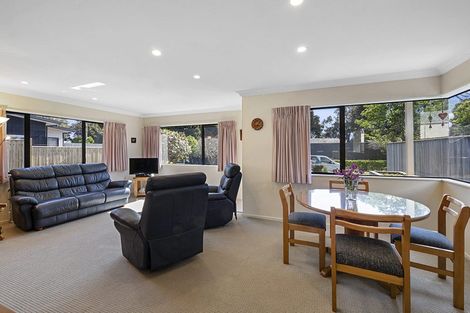 Photo of property in 26 Frank Wilson Terrace, Welbourn, New Plymouth, 4312