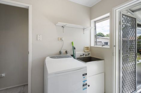 Photo of property in 5 Glengowan Place, Conifer Grove, Takanini, 2112