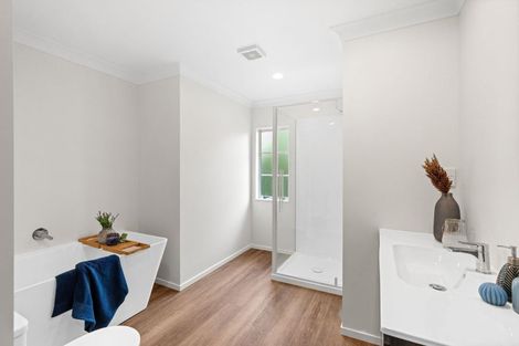 Photo of property in 14 Olliver Grove, Waikanae Beach, Waikanae, 5036