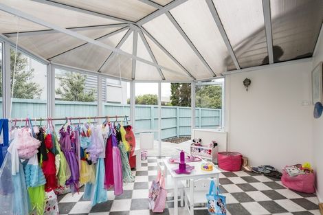 Photo of property in 108 Innes Road, St Albans, Christchurch, 8052