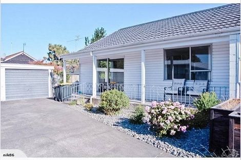 Photo of property in 2/42 Saint Martins Road, Saint Martins, Christchurch, 8022