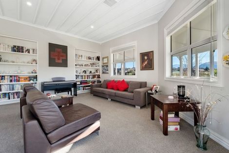 Photo of property in 2 Hidden Hills Drive, Wanaka, 9305