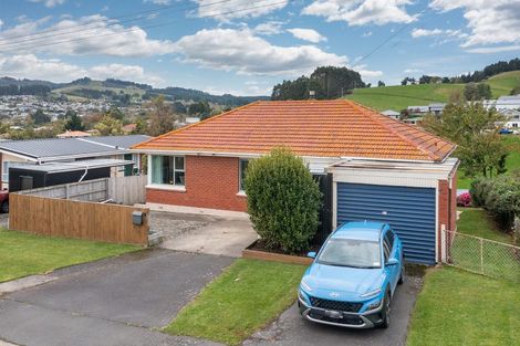 Photo of property in 8 Weir Street, Green Island, Dunedin, 9018