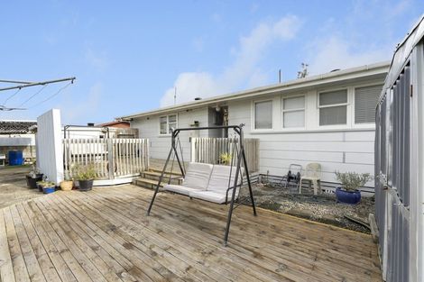 Photo of property in 19 Charwell Place, Highbury, Palmerston North, 4412