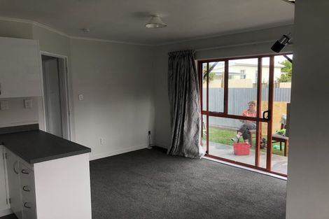 Photo of property in 1/505 Albert Street, Hastings, 4122