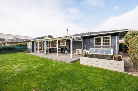 Photo of property in 6 Wallace Place, Hokowhitu, Palmerston North, 4410