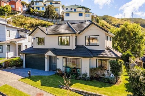 Photo of property in 4 Claverton Grove, Churton Park, Wellington, 6037