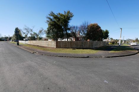 Photo of property in 86 Marne Road, Papakura, 2110