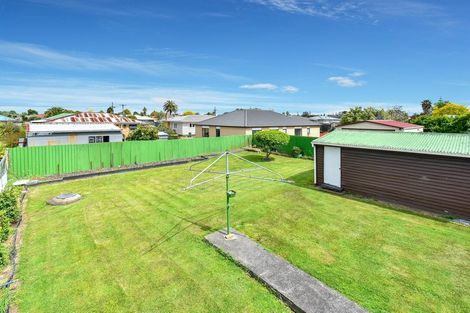 Photo of property in 70 Cargill Street, Papakura, 2110