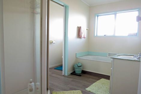 Photo of property in 43 Mcgrath Place, Te Awamutu, 3800