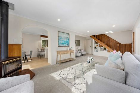 Photo of property in 1/12 Shanaway Rise, Hillcrest, Auckland, 0627